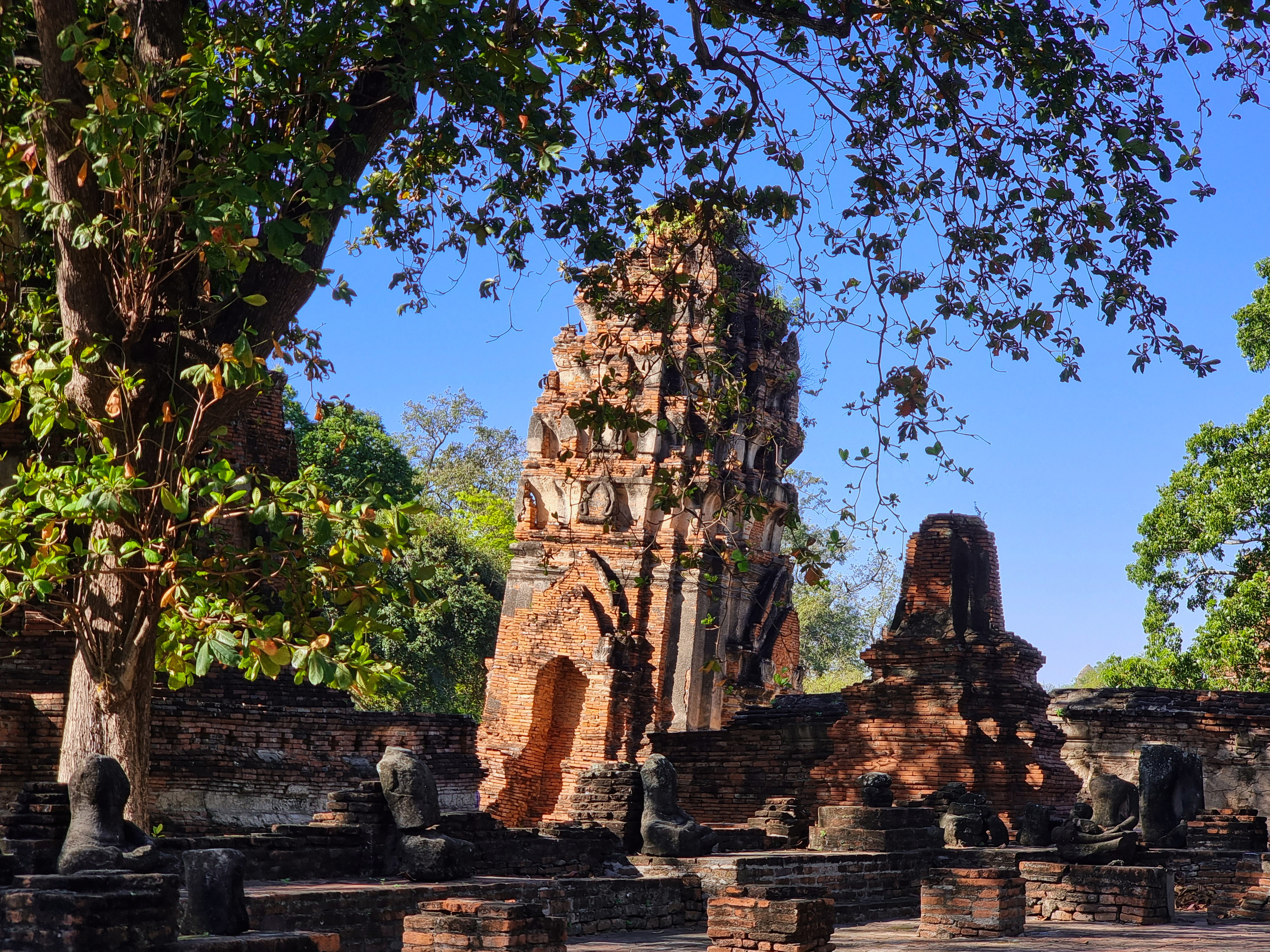 Wat Mahathat - Temple of the Great Relic, Ayutthayas