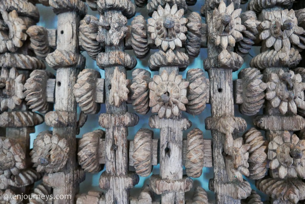 Wooden ornaments in the room